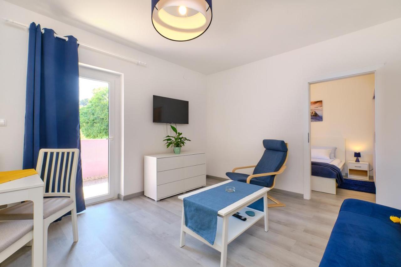 מאלי לוסיניי Apartmani Raic מראה חיצוני תמונה