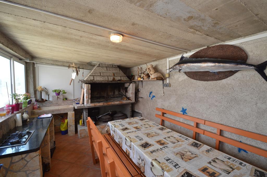 מאלי לוסיניי Apartmani Raic מראה חיצוני תמונה