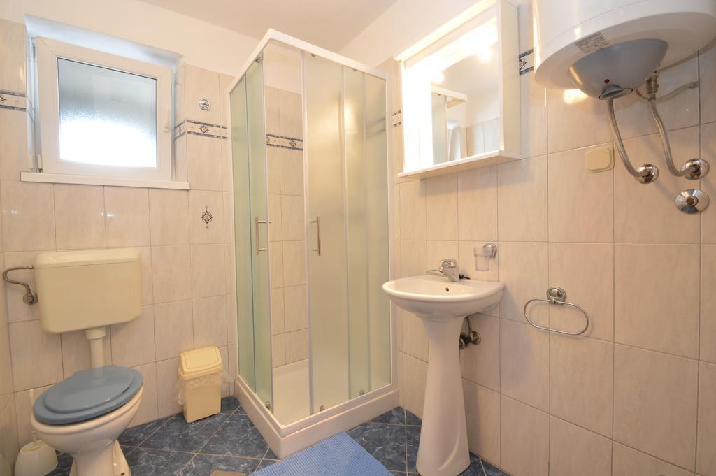 מאלי לוסיניי Apartmani Raic מראה חיצוני תמונה
